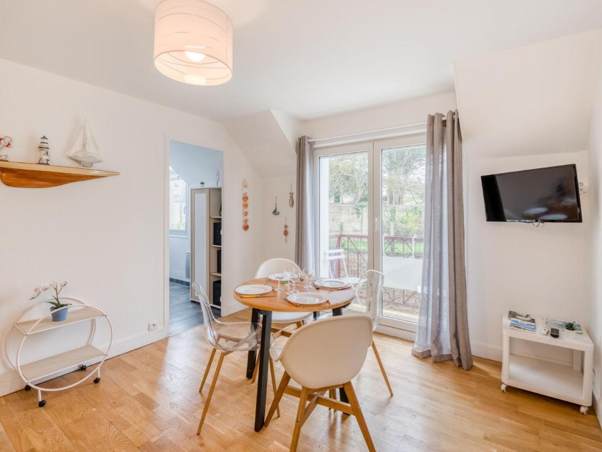 Apartment In A Residence By The Sea Port-en-Bessin-Huppain Bagian luar foto